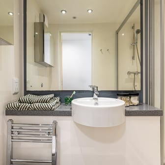 Platinum En Suite - Image 3